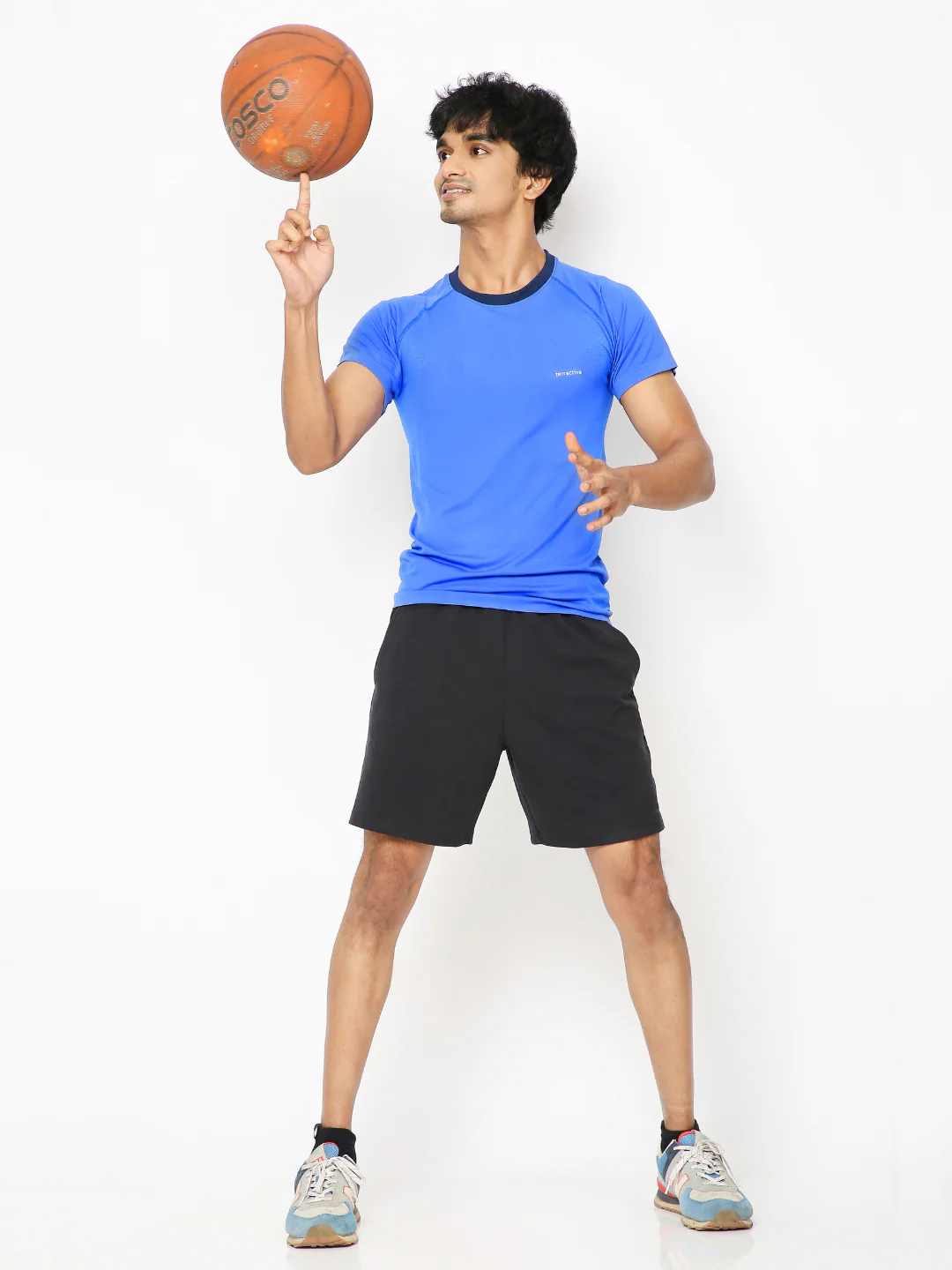 Seamless Performance Tee / Body-Fit - Image 36
